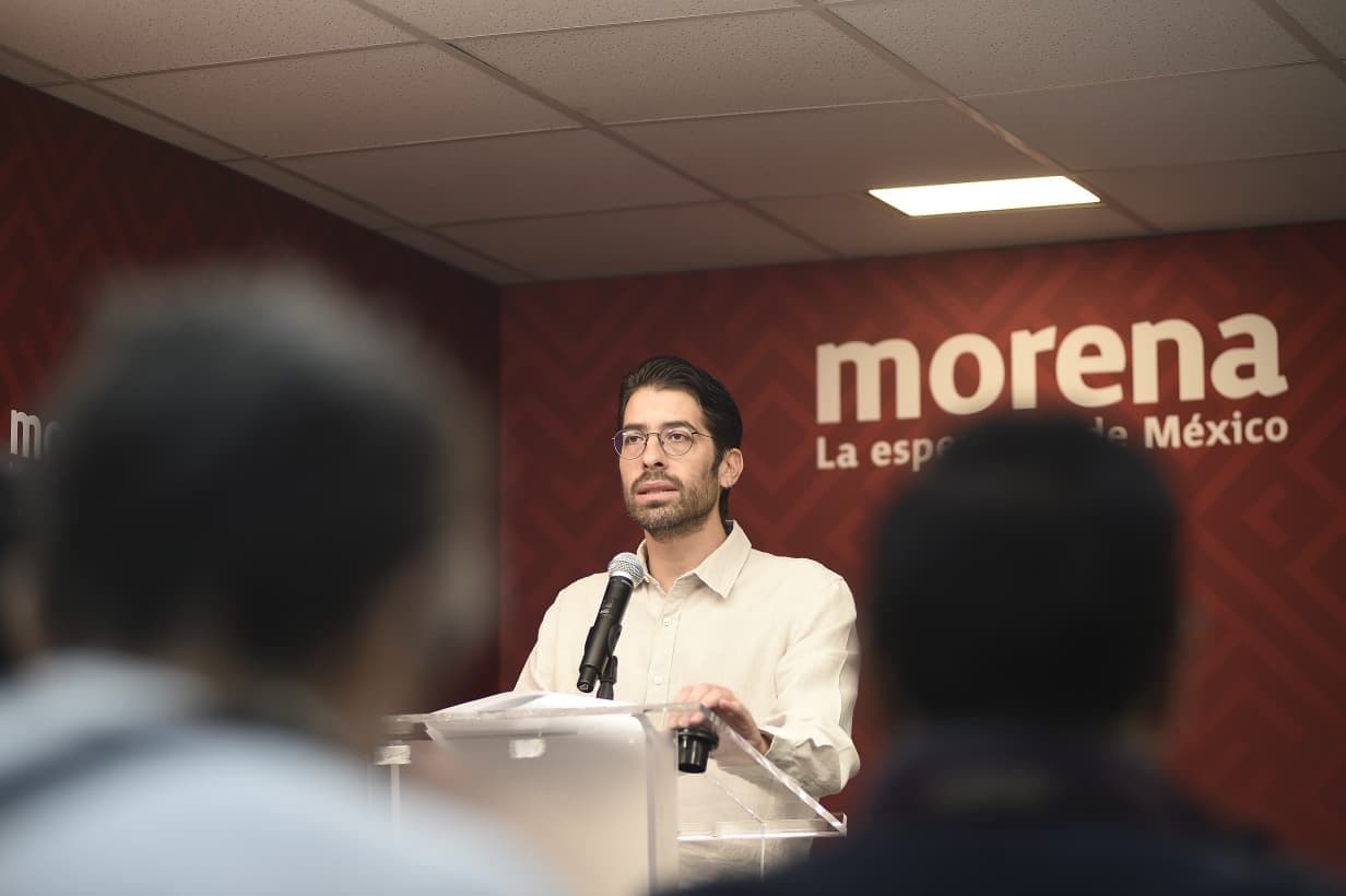 Ángel Tamariz en conferencia de prensa